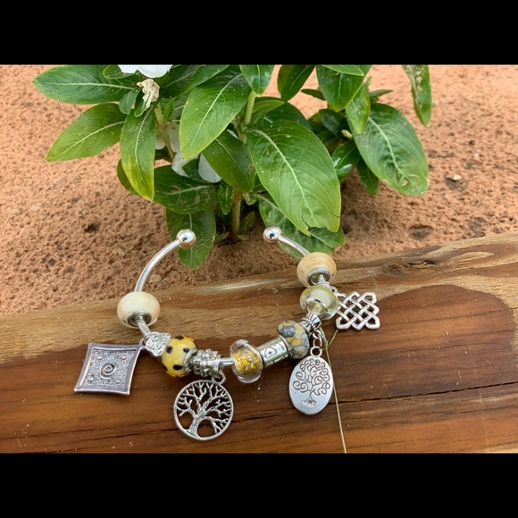 ORANGE GOLD is gorgeous - Picture 6 of 7